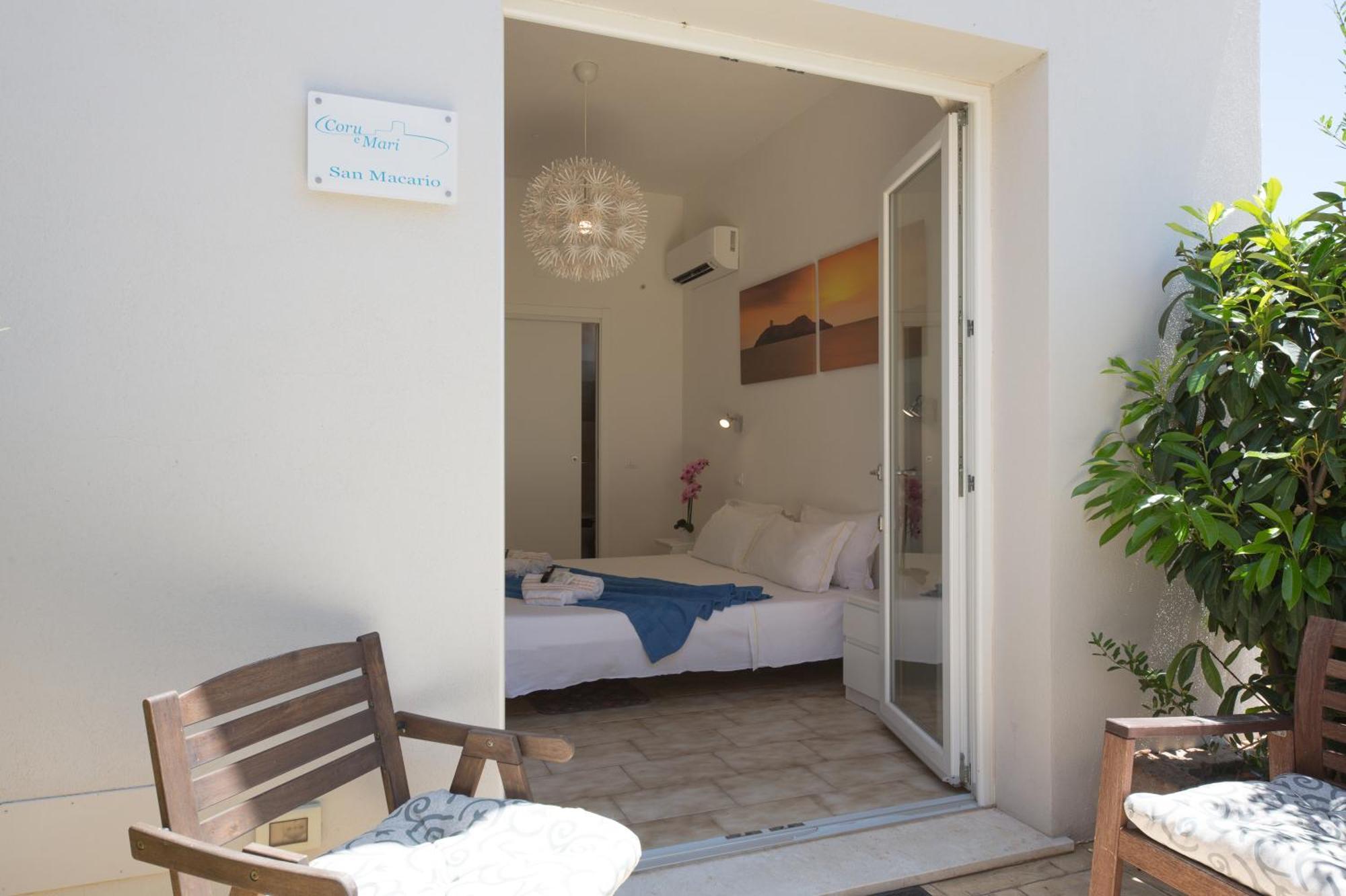 Coru E Mari Hotel Pula Buitenkant foto