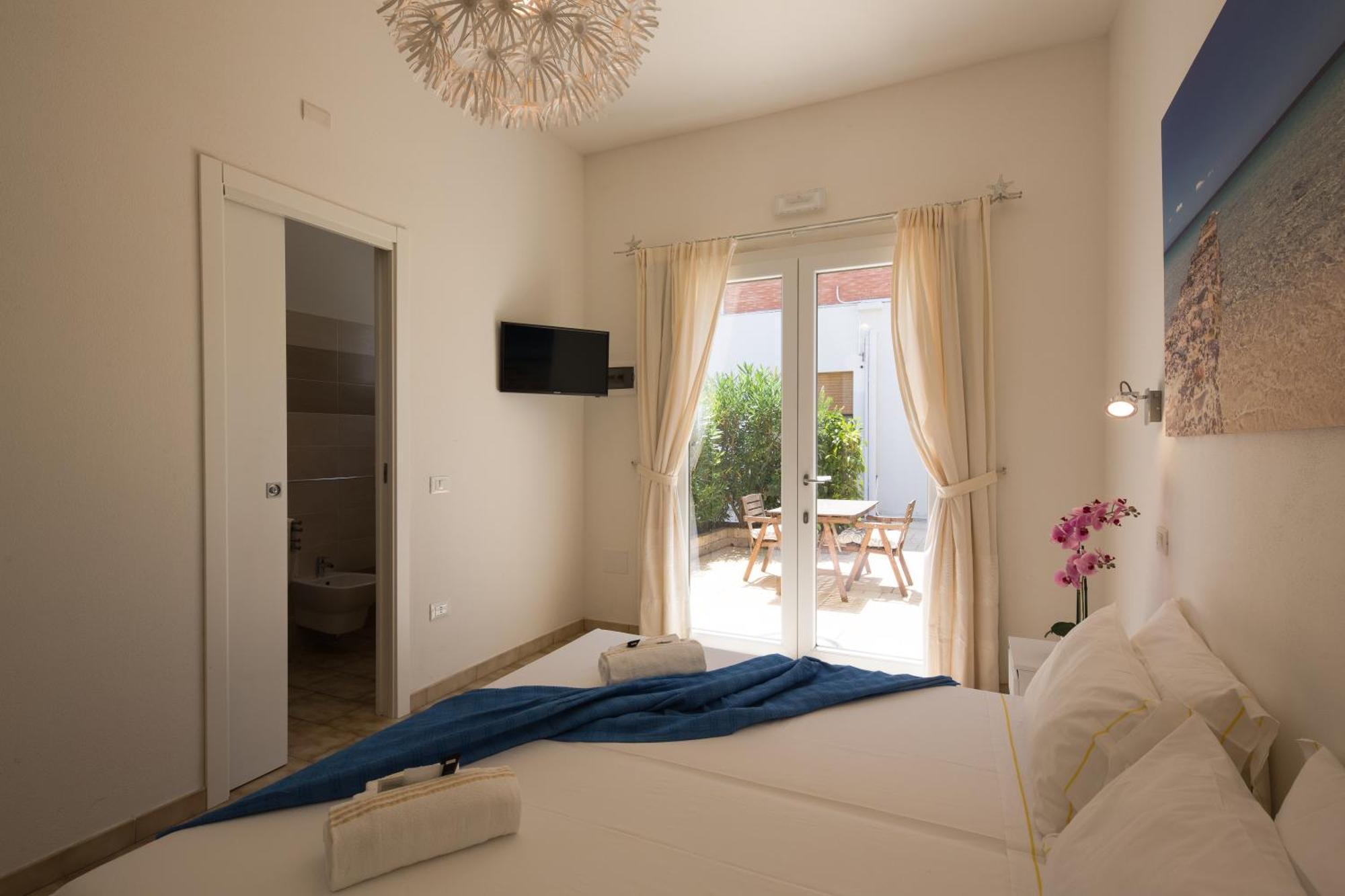 Coru E Mari Hotel Pula Buitenkant foto